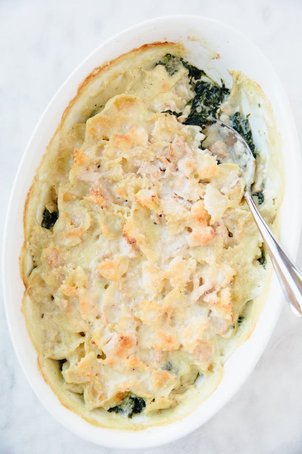 Pasta Gratin with Fish and Spinach 