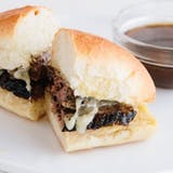 Yavaş Cooker French Dip Sandwiches
